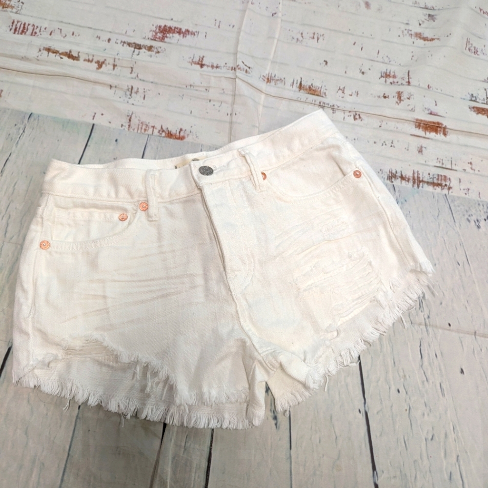 We The Free Distressed White Jeans Shorts